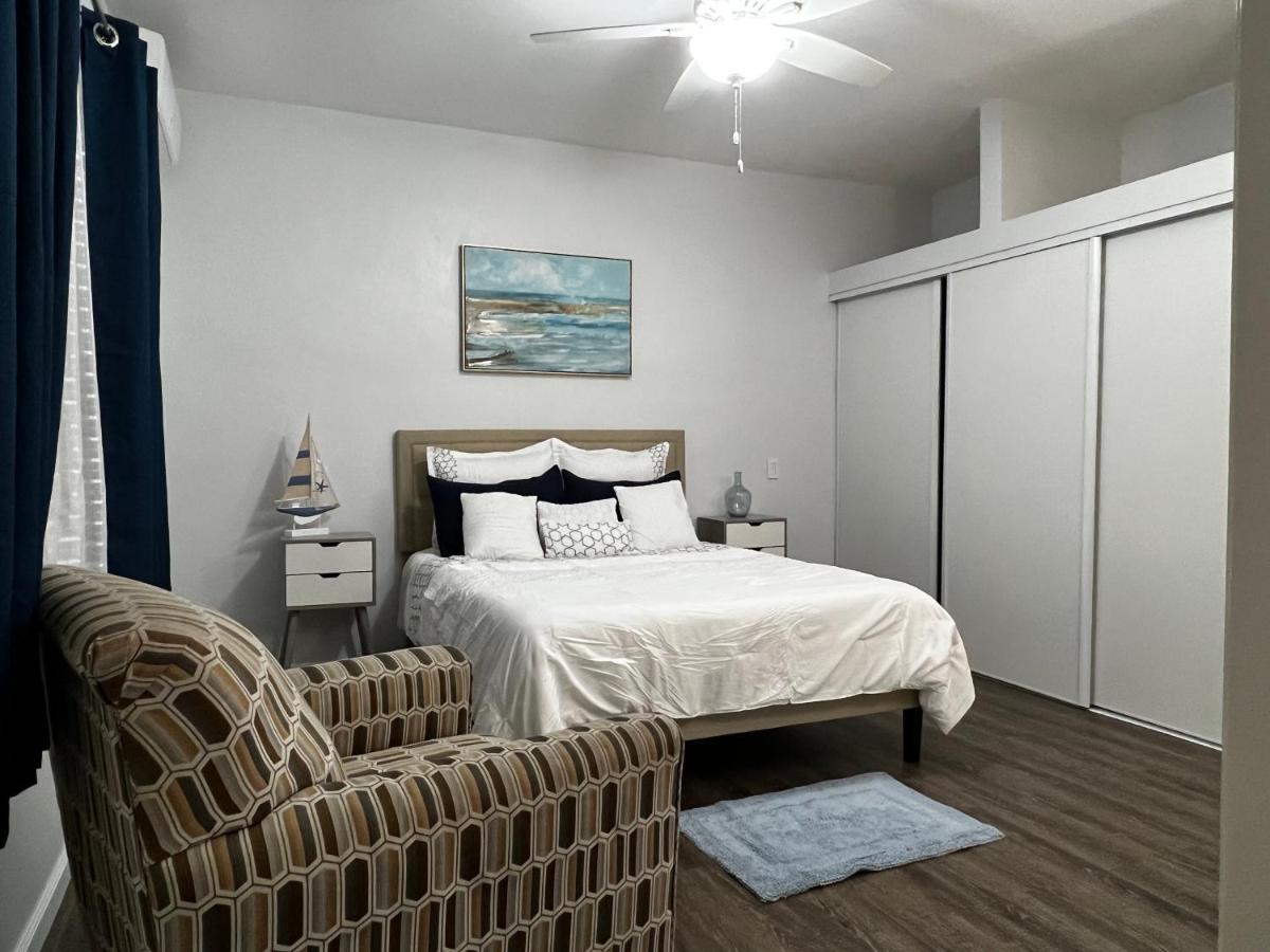 Menpour Apartments Complex Koolbaai Bagian luar foto